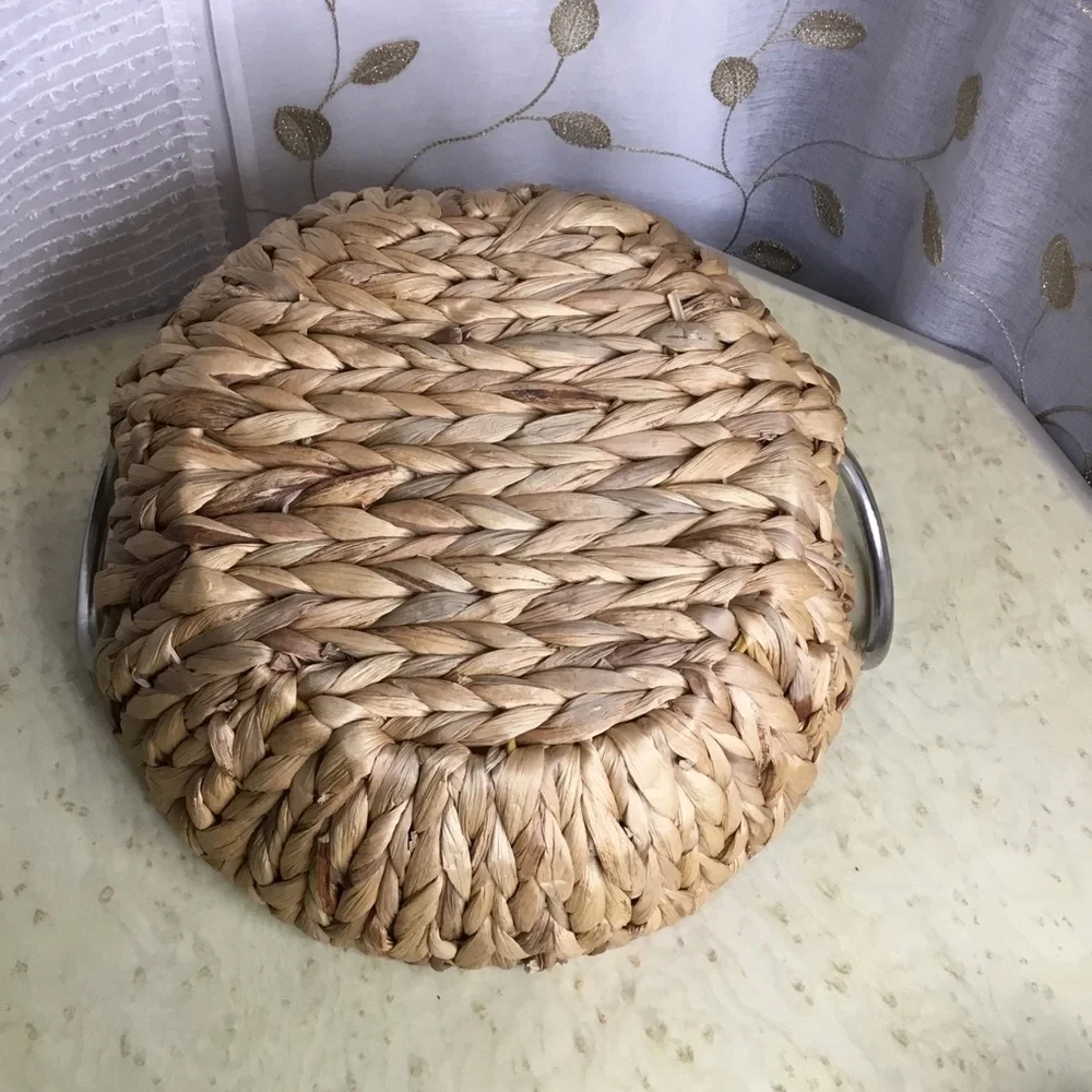 N/A rustic woven
